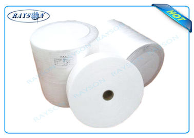 สีขาวสี Hydrophilic PP Spunbond Nonwoven ผ้าสำหรับสุขอนามัย / ผ้าอ้อมผลิตภัณฑ์