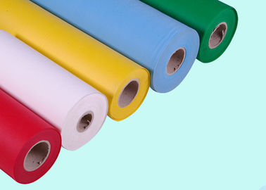 ได้รับการรับรองจาก  Polypropylene Spunbond Non Woven Fabric หลายสีสำหรับทำกระเป๋า